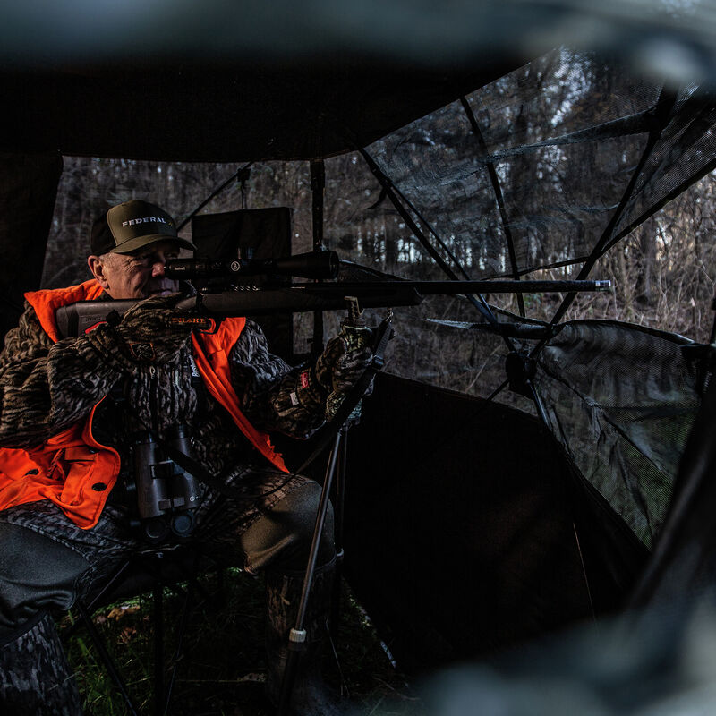 Hunting Blind w/ Tripod Stool and Ground Screen